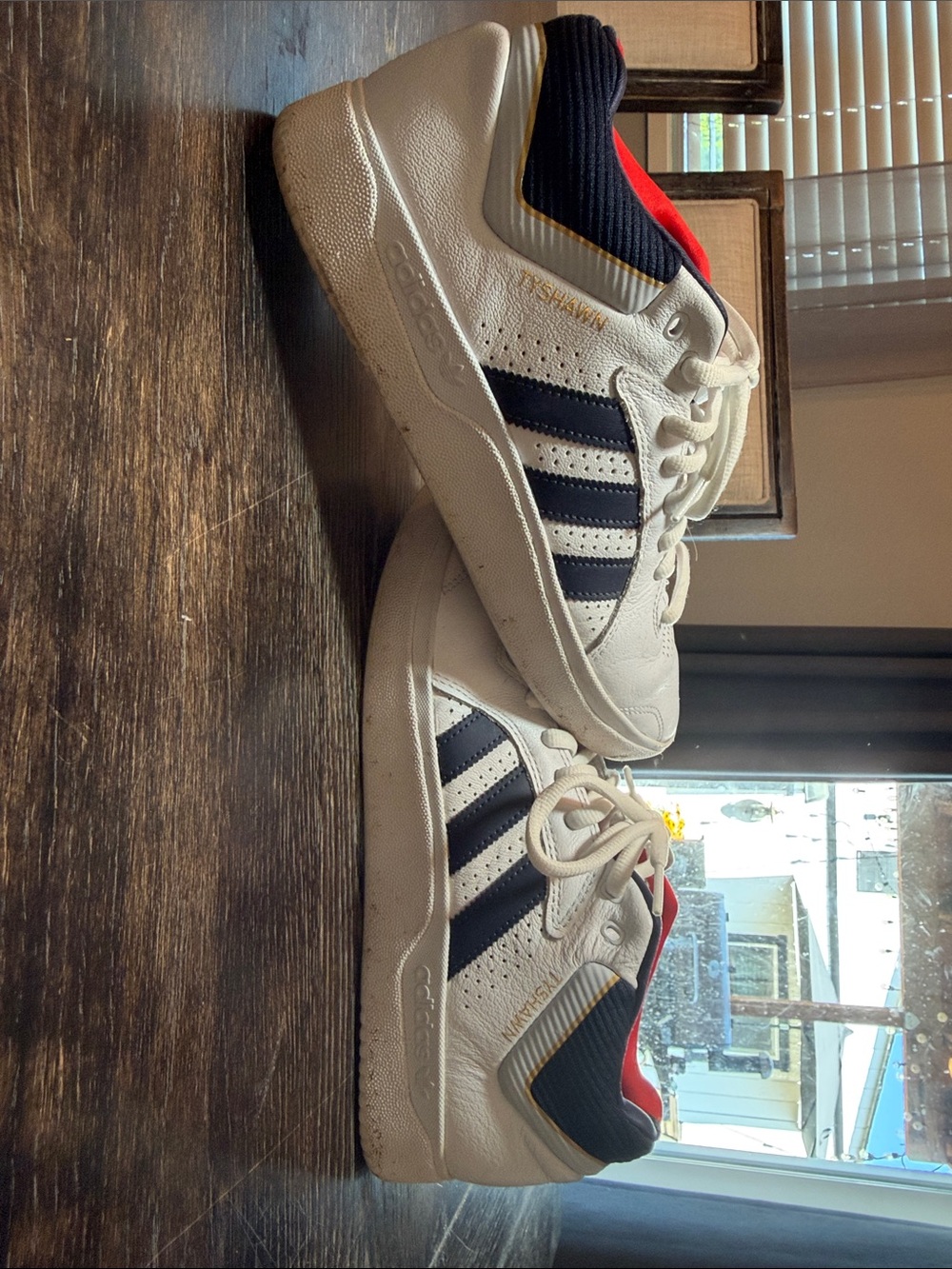 adidas Tyshawn skate shoes size 9.5 - Picture 4 of 7